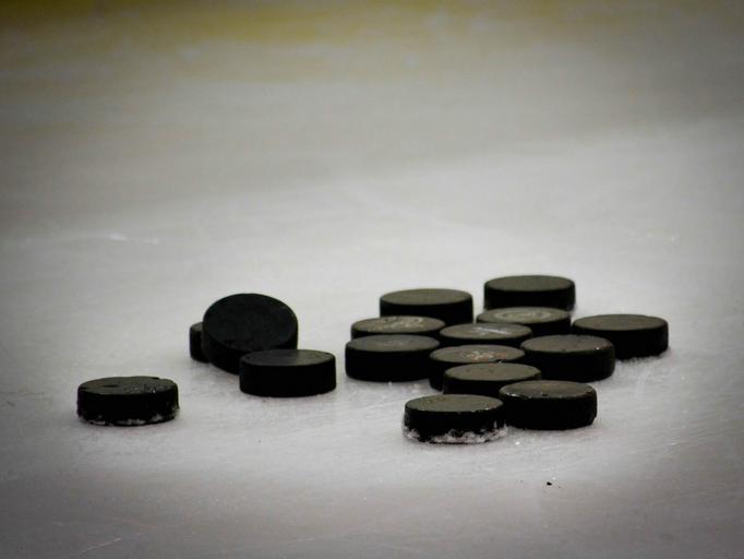 chicago wolves schedule

